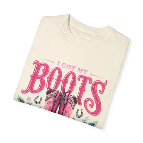 I Got My Boots on the Ground Unisex T-Shirt - Stylish Country Vibe, Perfect for Music Festivals and Casual Outings