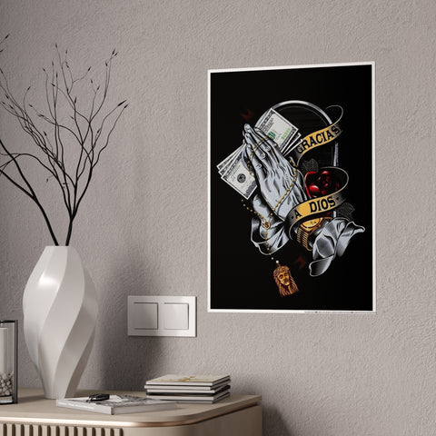 Glossy Prayer Art Poster - "Gracias Dios" Wall Decor