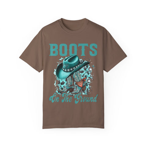 Cowboy Boots Graphic T-Shirt for Western Fashion Lovers