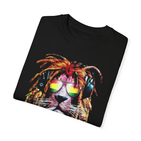 Cool Lion Sunglasses Unisex Garment-Dyed T-shirt