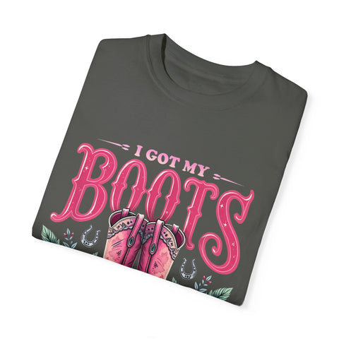 I Got My Boots on the Ground Unisex T-Shirt - Stylish Country Vibe, Perfect for Music Festivals and Casual Outings