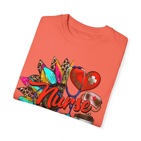Nurse Love Graphic Unisex T-Shirt - Perfect Gift for Healthcare Heroes